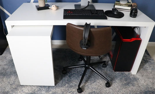 Hunterventionâ„¢: Modern Game Room