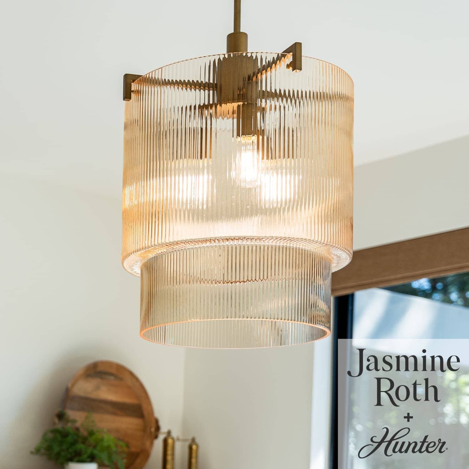 リュミエールPendant light Hunter Ontario Jasmine Roth 3 Light Large 17 Inch Pendant Ceiling