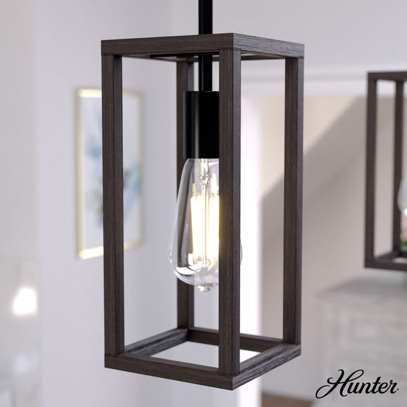 19769_1_squire_manor_1_light_mini_pendant-matte_black-lifestyleimages1c